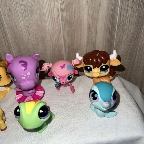 Littlest Pet Shop LPS Lot Of  11 variety of animals great condition - Picture 3 of 3
